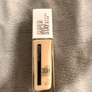 Maybelline super stay active wear liquid foundation.